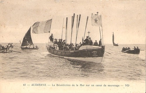 Cpa animée audierne la - animée,