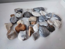 Petit lot beaux cailloux pierres - idéal décoration intérieure Mer Océan Calme