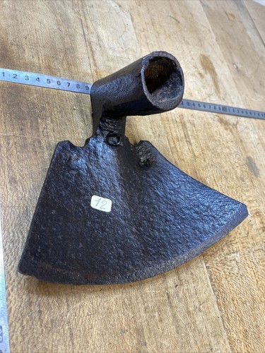 Old tool outil - 12,