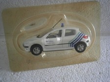 VOITURE MINIATURE PEUGEOT 206