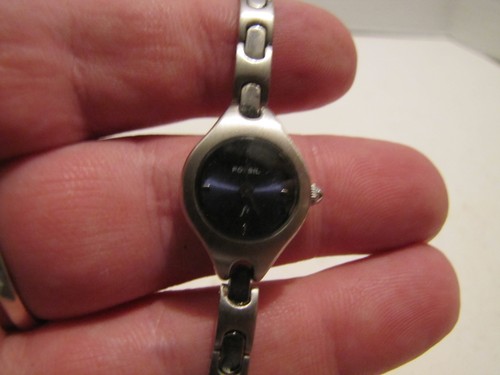 Women fossil f2 watch - women's,
