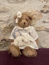 Doudou Peluche Louise Mansen Ours Marron Oursonne Robe Beige Chaton Blanc Gris