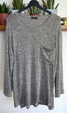 Pull Bershka taille 40