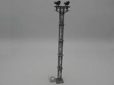 Pylone d'éclairage de triage