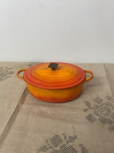 Marmite ovale orange - en, fonte