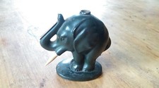 éléphant pyrogène - pyrogène, en