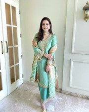 COSTUMES ETHNIQUES INDIENS