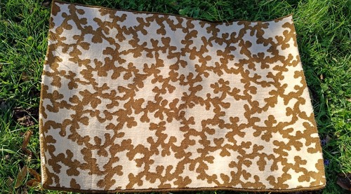 Petit tapis descente - tapis, lit