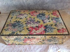 Belle Boite de couture ancienne tissu floral achetée AU BON MARCHE