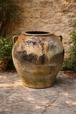 Grande Jarre Ancienne En Terre