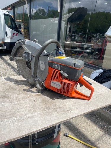 Decoupeuse thermique husqvarna
