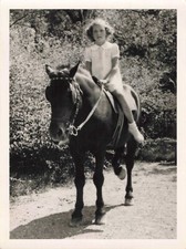 ANCIENNE PHOTOGRAPHIE GEBR.KUNZLI A BERN SUISSE FILLETTE EQUITATION