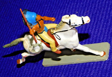 CAVALIER CHEF INDIEN AVEC CARABINE SIGNE  STARLUX MADE IN FRANCE plastique