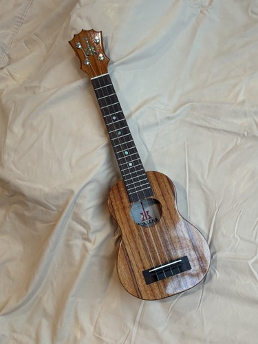 Used aloha soprano - ko’aloha,