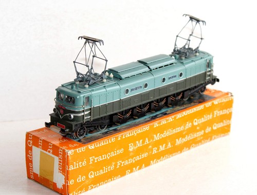 Rma 1012 locomotive motrice - locomotive,
