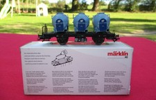 Wagon porte conteneurs  Marklin Ref : 48158  avec sa boite .