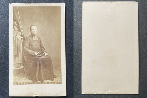 Prêtre soutane vintage - vintage, cdv