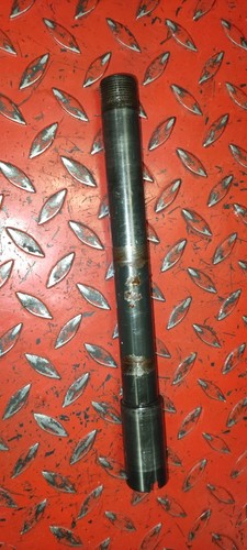 Axe roue avant derbi 659 - axe,