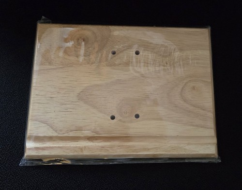 Socle éphéméride bois
