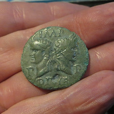 Magnifique As de NIMES, flan