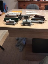 lot miniatures ferroviaires 14 wagons marchandises jouef 1/87,etat usage