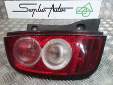 Feu arriere gauche Nissan