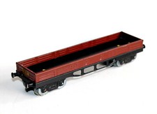 HORNBY O 1/48 WAGON TOMBEREAU PLAT A RIDELLE BASSE 24cm TRANSPORT BOIS CONTENAIR