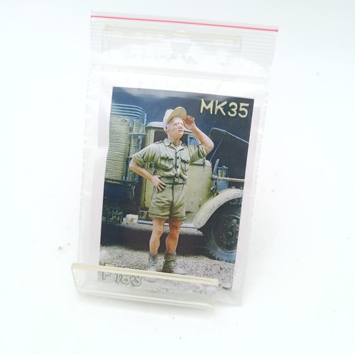 Mk35 f183 figurines - 1/35,