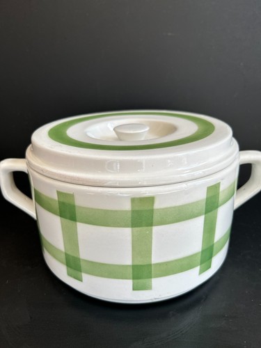 Ancienne cocotte légumier