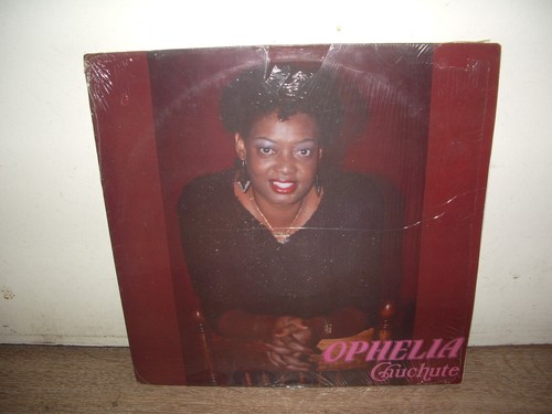 Ophelia chuchute 1988 - –,