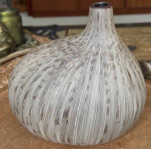 Habitat ceramic scratched - ceramic,