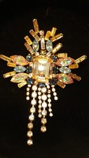 Broche Christian Lacroix