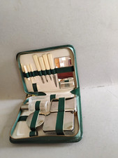 trousse de toilette de voyage vintage en cuir