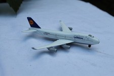 avion miniature boeing 747 liefthansa majorette
