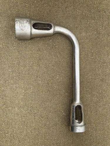 Ancienne clé bougie gyclo - bougie,