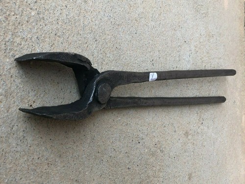 Old tool outil ancien - ),