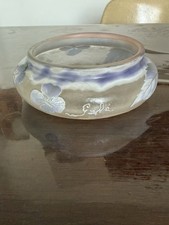 Emile GALLE  Bas de bonbonnière ronde en verre gravé à l'acide