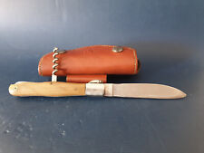 Couteau de ceinture Laguiole. Etui cuir horizontal naturel.