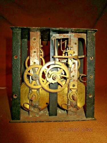 Petit mouvement horloge - petit,