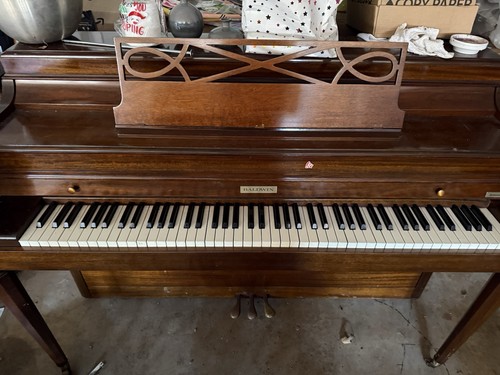 Baldwin spinet upright piano - baldwin,