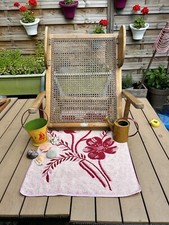 Dossier canné à accoudoir -