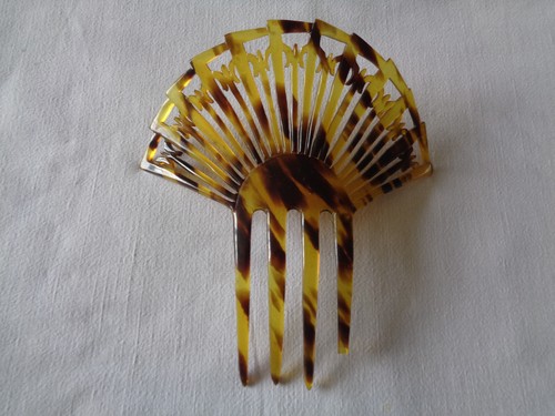 Ancien peigne cheveux a - a,