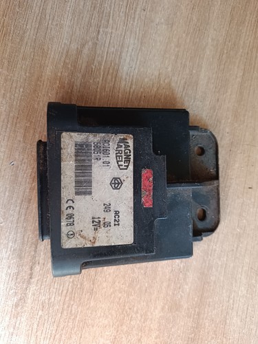Bloc boitier ecu piaggio - un,