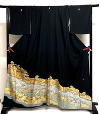 Kimono japonais noir tomesode