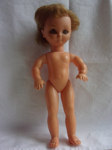Ancienne poupée bella yeux - poupée,