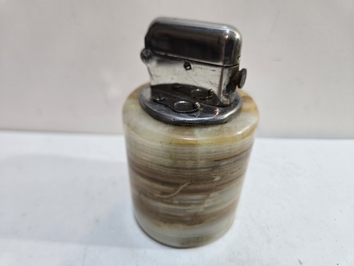 Briquet table vintage - table,