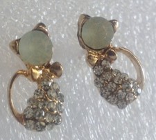 boucles d'oreilles clous motif