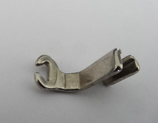 Pied pour Boutons PFAFF 46120