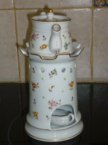 Ancienne tisaniere porcelaine - ancienne,