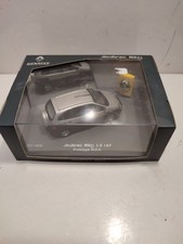 UNIVERSAL HOBBIES - VOITURE RENAULT SCENIC RX4 W.D.A   - 1/43 - BOITE BEL ETAT